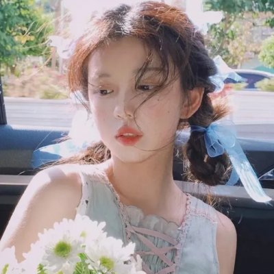 黑夜里的眼睛